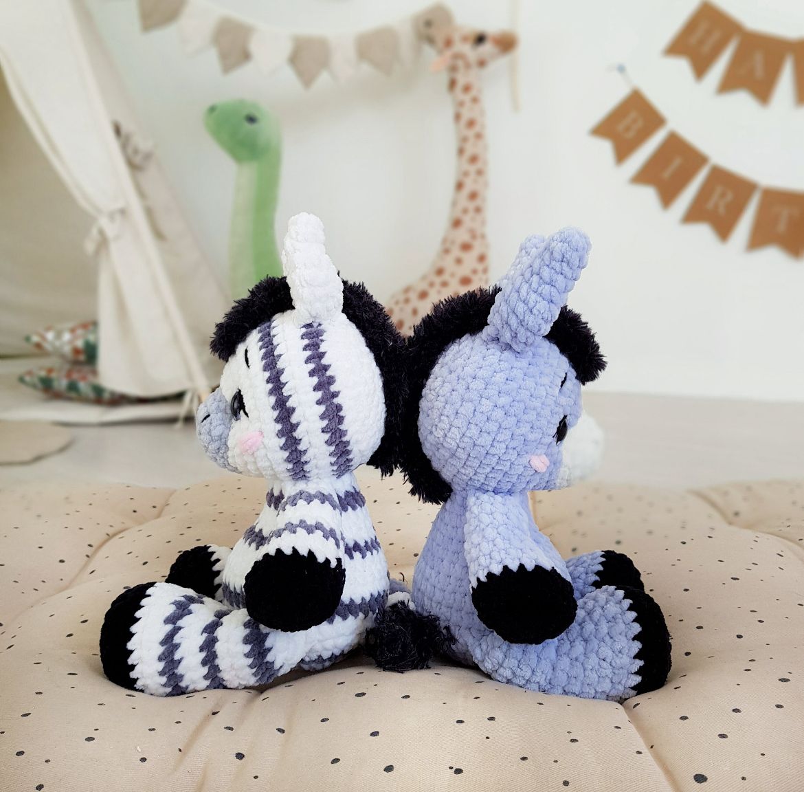 4-in-1 Cute Hoofed Animals Crochet Pattern PDF 🇩🇪